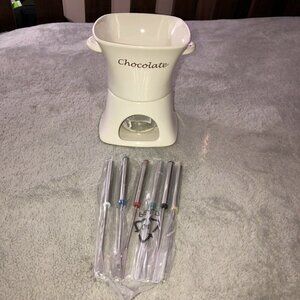 WILLIAM SONOMA Ivory Ceramic All-in-one Fondue Set